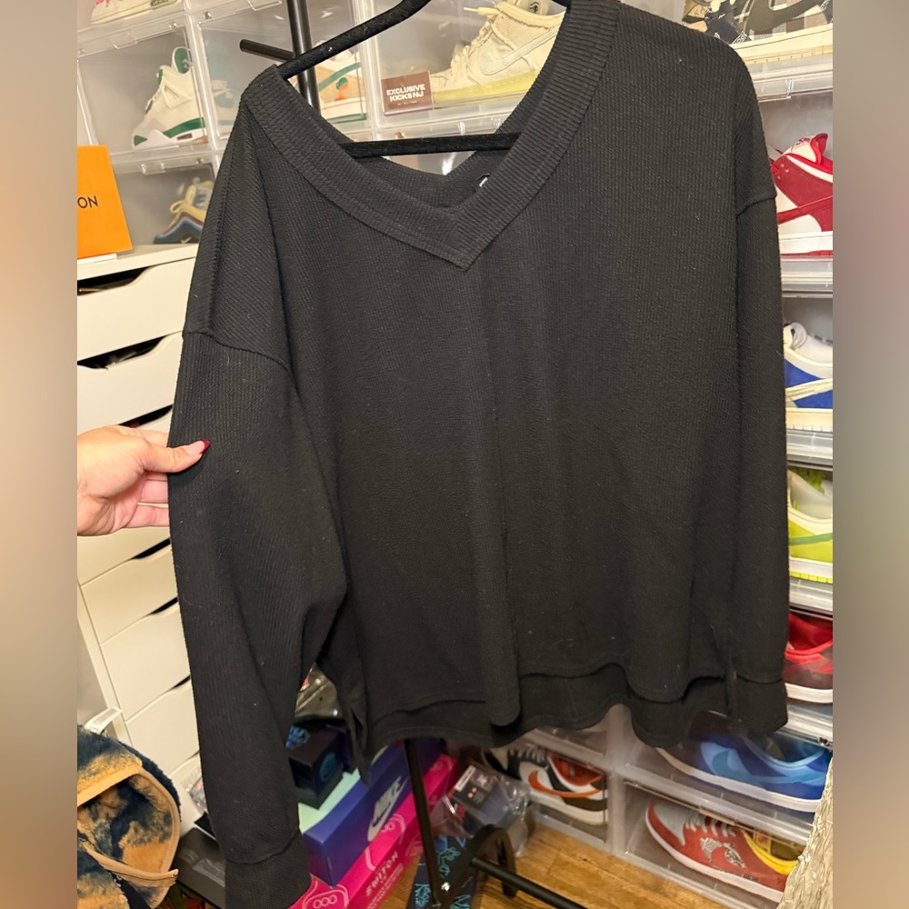 Black V-Neck Off the Shoulder Sweater
